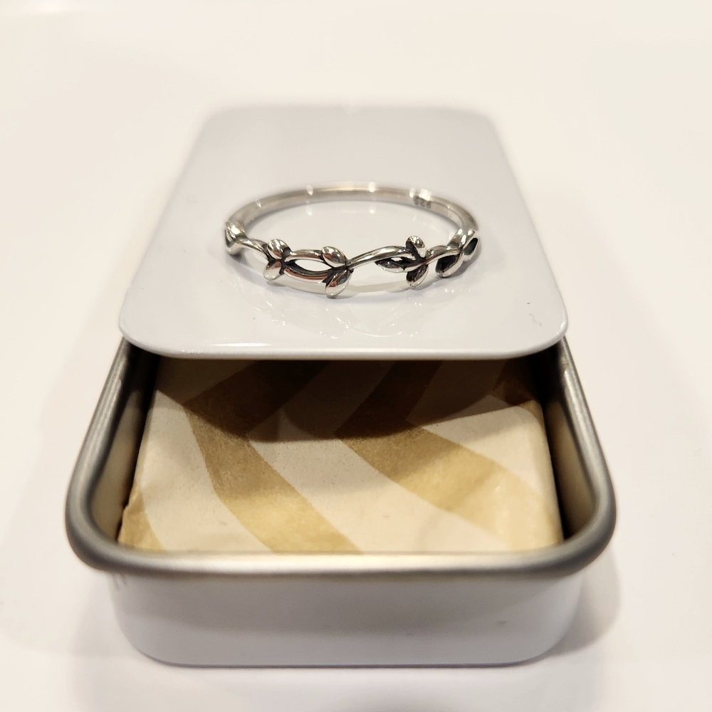 New Sterling Silver Vines Stacking Ring, Sizes 6, 7, & 10 Available